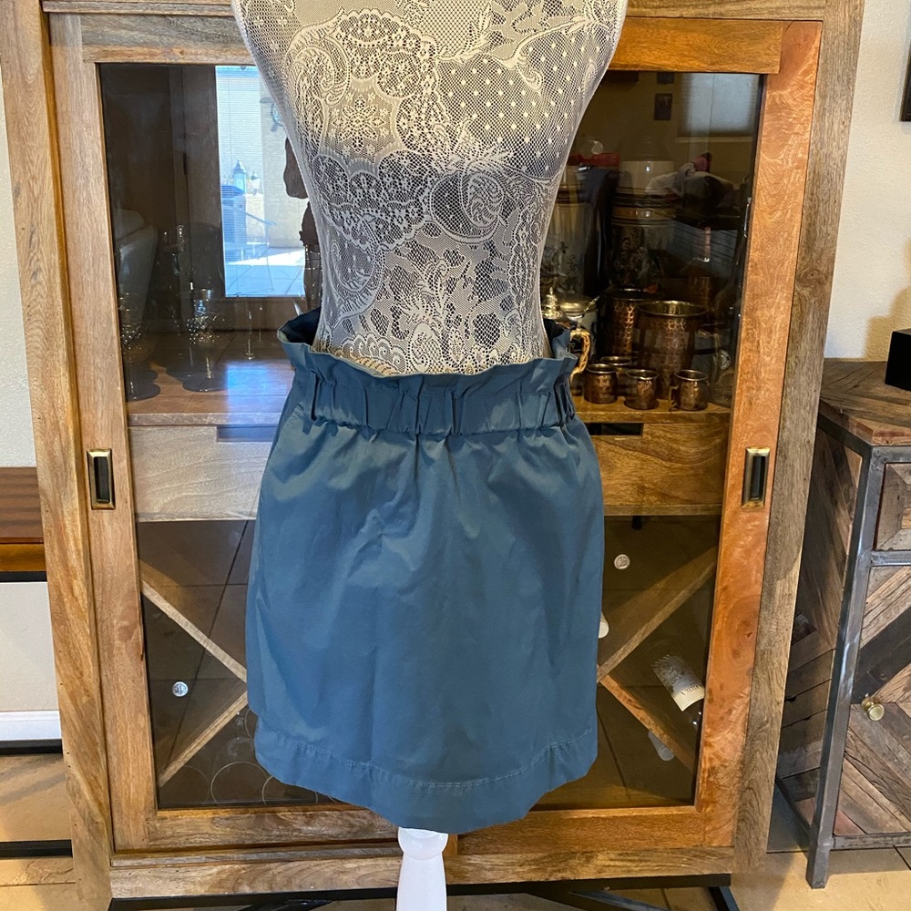 Fun Banana Republic sz 6 tulip skirt